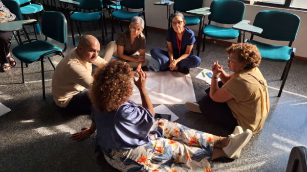 Fortalecimiento del trabajo colaborativo para el logro de objetivos de la Escuela de Rehabilitación Humana